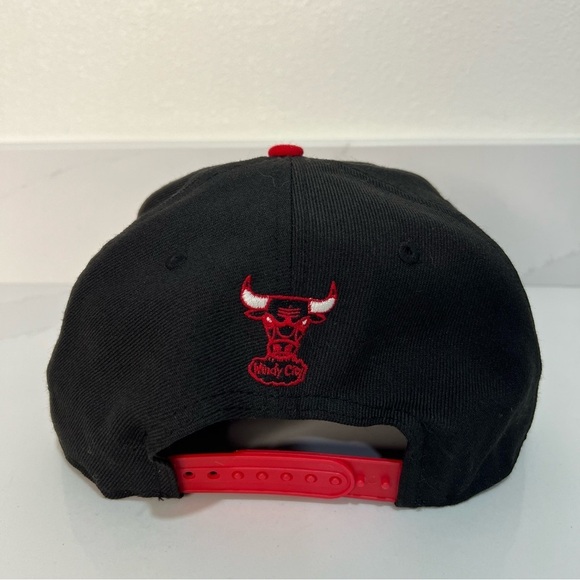 Chicago Bulls Hat Cap Snapback 9fifty Black Red New Era Adjustable - Picture 6 of 8